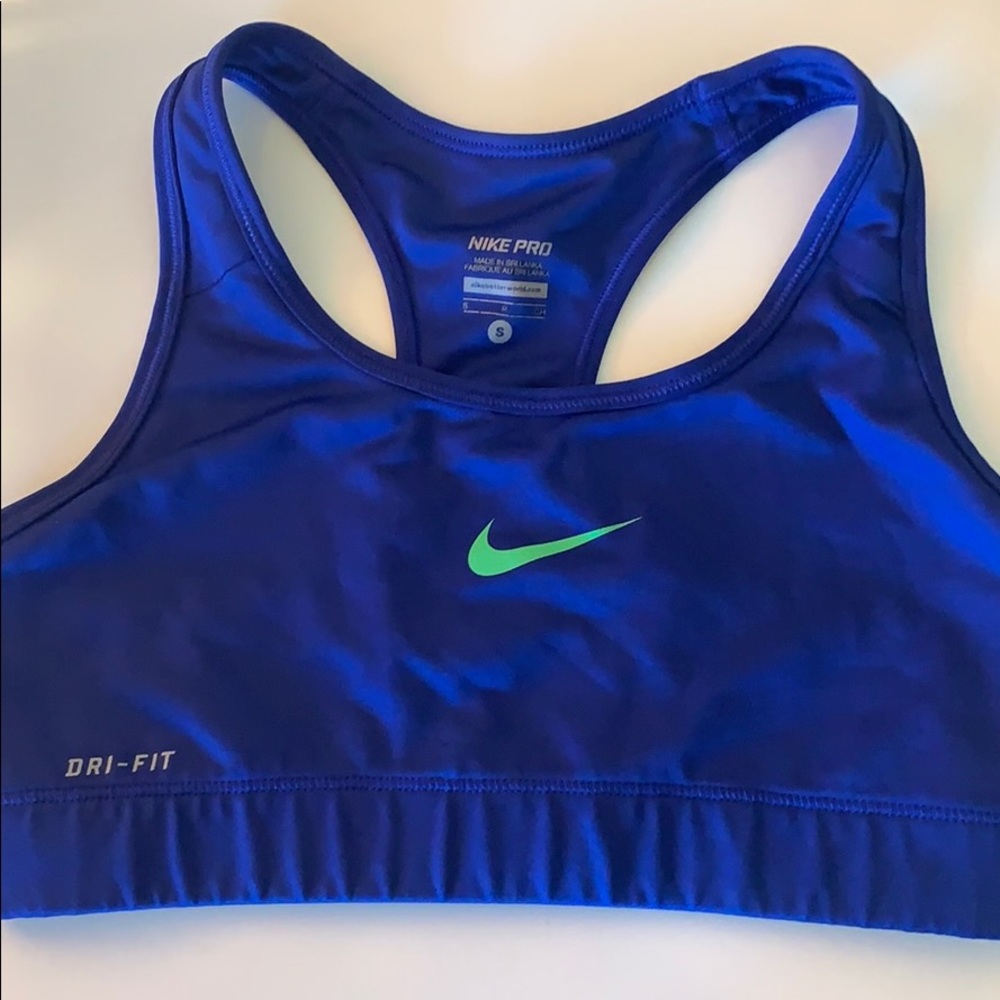 Nike dri fit sports bra